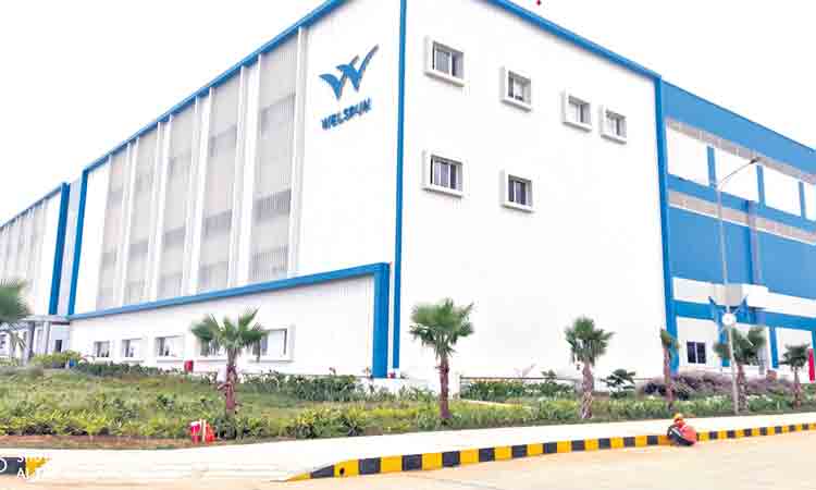 ఎగుమతుల్లో..మనమే నం.1