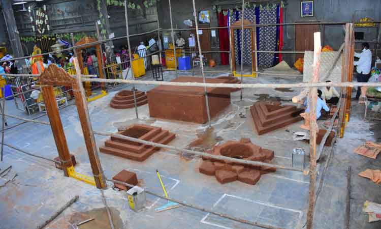 పంచ కుండాత్మక యాగానికి ఏర్పాట్లు