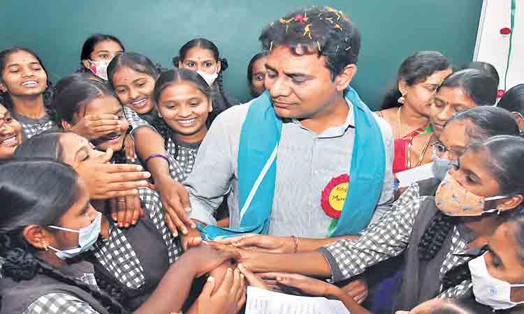 రాజీనామాకు సిద్ధం