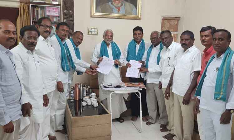 సీసీఐ పునరుద్ధరణకు తోడుగా ఉంటా