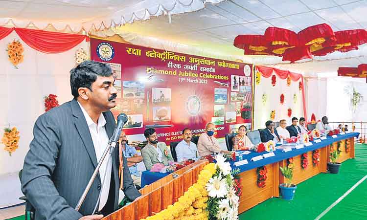 భవిష్యత్తులో ఎలక్ట్రానిక్‌ వార్‌ఫేర్‌