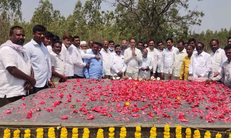 మాధవరెడ్డి సేవలు మరువలేనివి