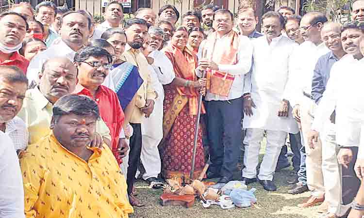 బర్కత్పురలో పార్కుల సుందరీకరణకు కృషి:ఎమ్మెల్యే