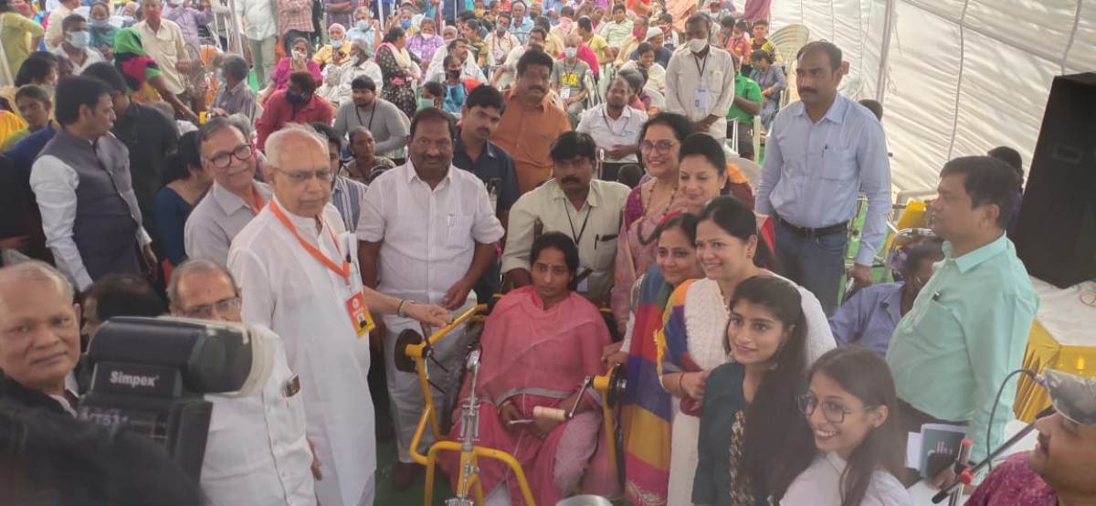 Help to disabled | దివ్యాంగులకు సహకరించాల్సిన బాధ్యత అందరిపై ఉంది : మంత్రి కొప్పుల ఈశ్వర్‌