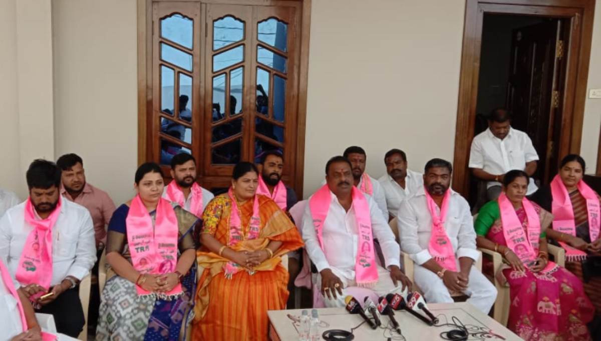 G.O. 111 cancelation | ప్రజా సమస్యల పరిష్కారం కోసమే 111జీవో ఎత్తివేత :  రాజేంద్రనగర్‌ ఎమ్మెల్యే ప్రకాశ్‌ గౌడ్‌