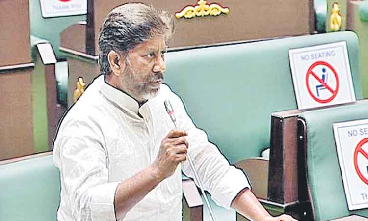 అన్నింటా తెలంగాణ ముందంజ