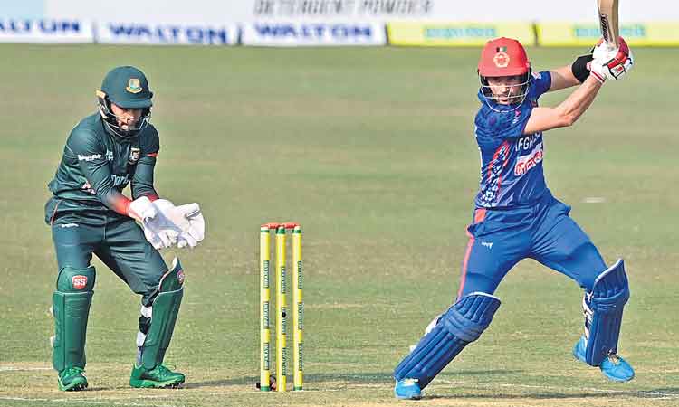 రహ్మానుల్లా గుర్బాజ్‌ సెంచరీ