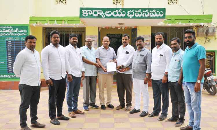 వడ్లను కేంద్రం కొనుగోలు చేయాలి