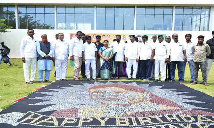 జయహో.. కవితక్క