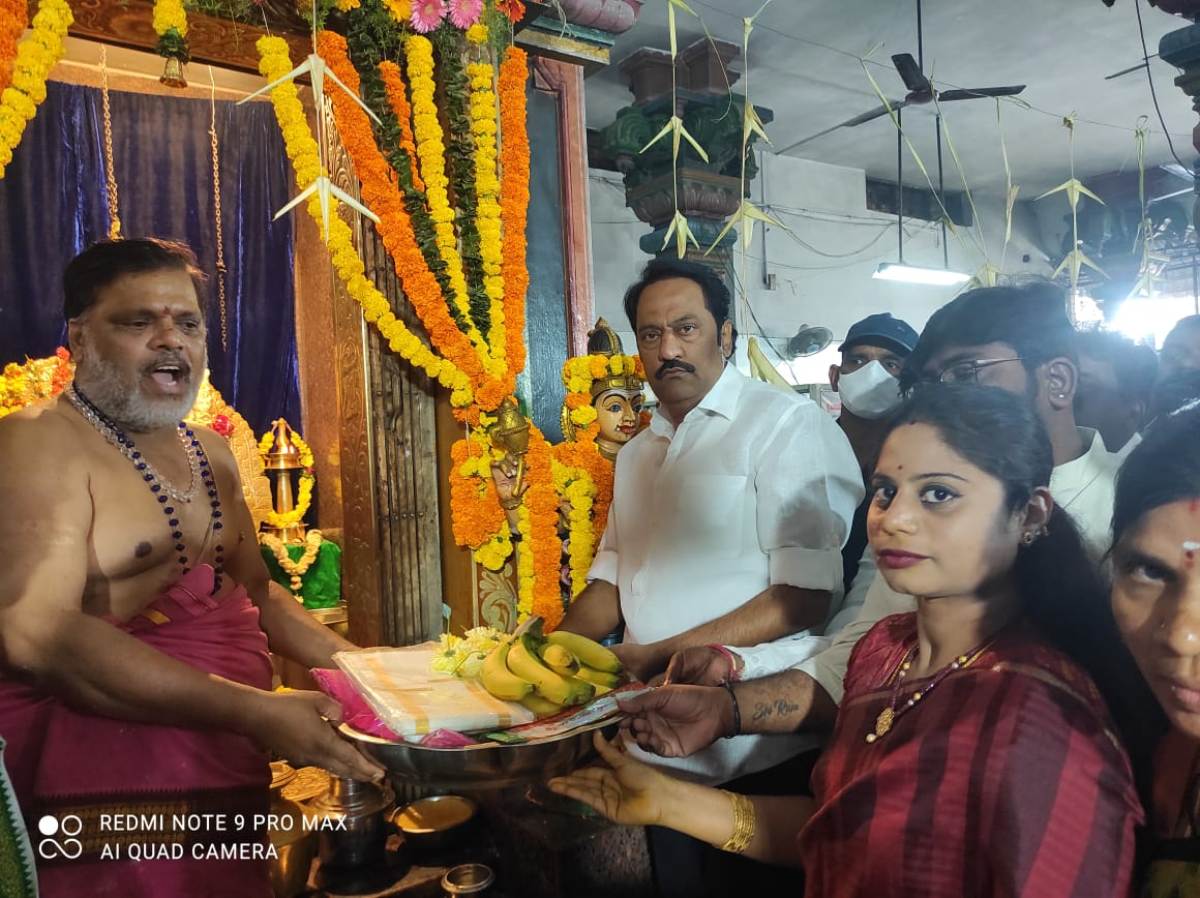 Maha Shivratri | ఘనంగా మహా శివరాత్రి పూజలు.. పాల్గొన్న ఎమ్మెల్యే.. కార్పొరేటర్లు