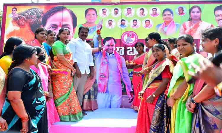 మహిళలకు అండగా సీఎం కేసీఆర్‌