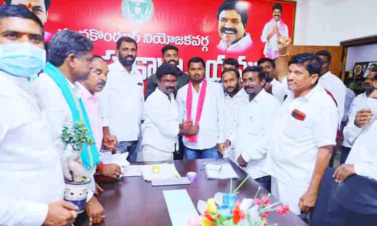 ప్రతి కార్యకర్తకూ తగిన గుర్తింపు