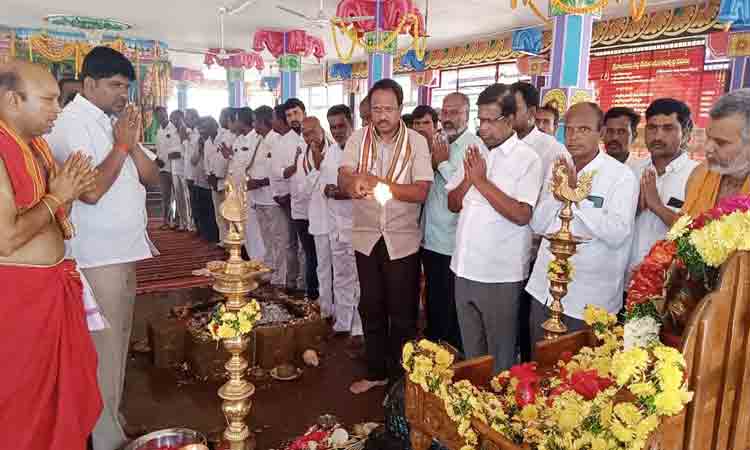 అర్హులందరికీ డబుల్‌బెడ్రూం ఇండ్లు