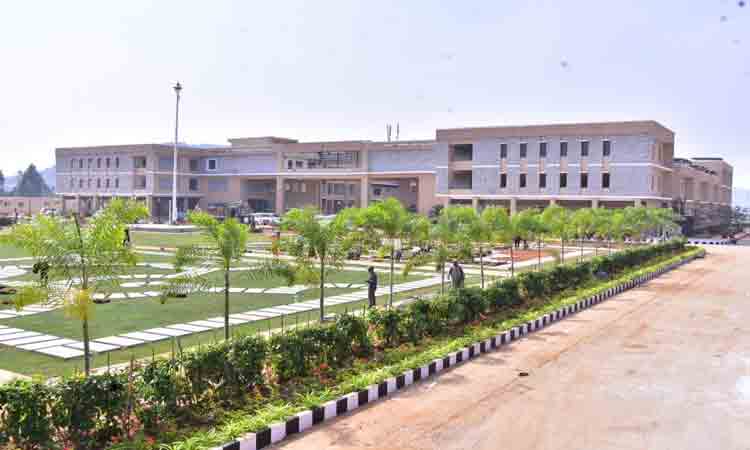 వనపర్తికి నిధుల వరద