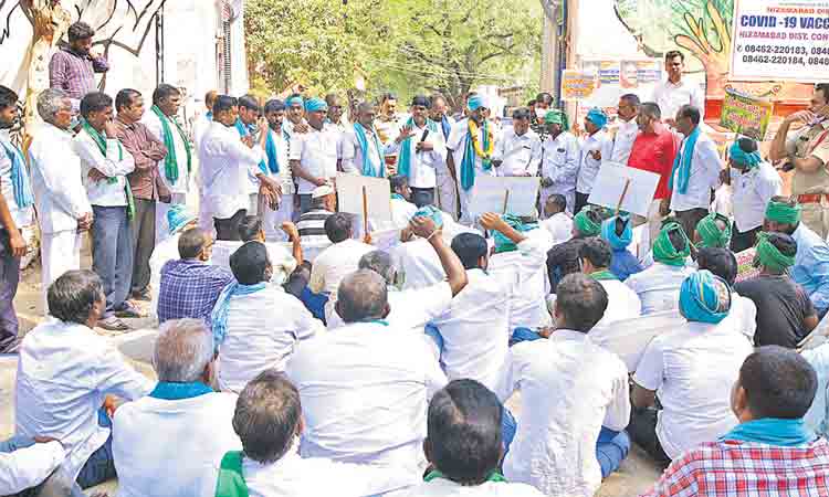 పసుపు బోర్డు ఏర్పాటు చేయాలి