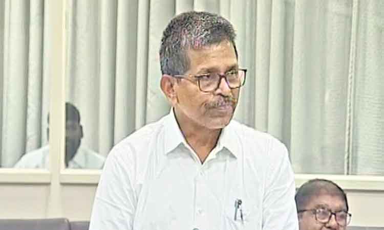 మన ఊరు-మన బడిపై మరింత శ్రద్ధ పెట్టాలి