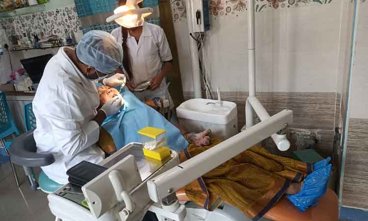 దంత సంరక్షణతోనే ఆరోగ్యం