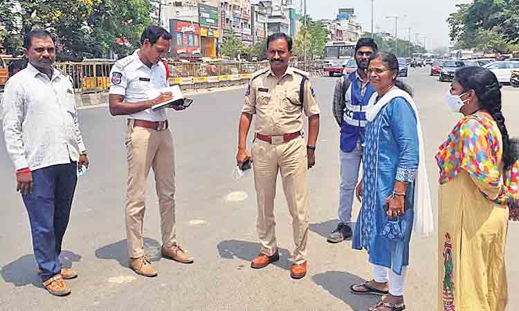 పాదచారుల రక్షణకు చర్యలు