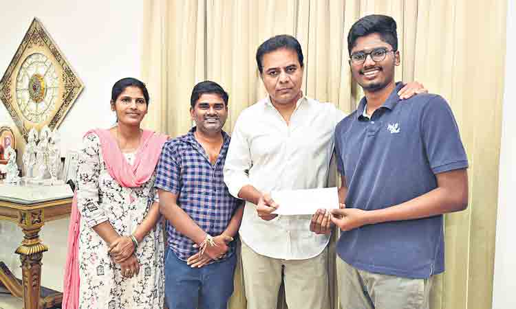 మాధవి, మణిదీప్‌కు కేటీఆర్‌ అండ