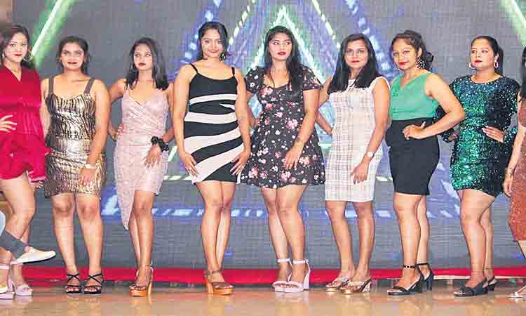 అందం అదిరె