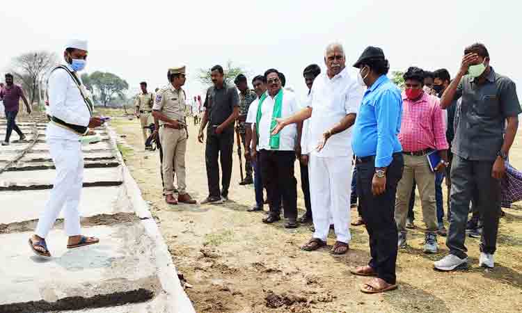 ప్రాణహిత పుష్కరాలకు ఏర్పాట్లు చేయాలి