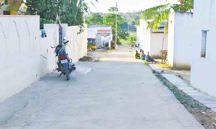 ప్రగతి పథంలో చల్లంపల్లి