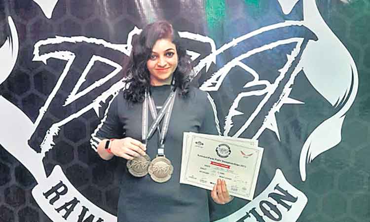 శ్రీవాణిరెడ్డికి రెండు స్వర్ణాలు