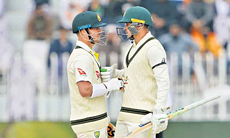 ఆసీస్‌ తొలి ఇన్నింగ్స్‌