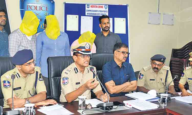 పరీక్ష పాస్‌ కాలేక పక్కదారి