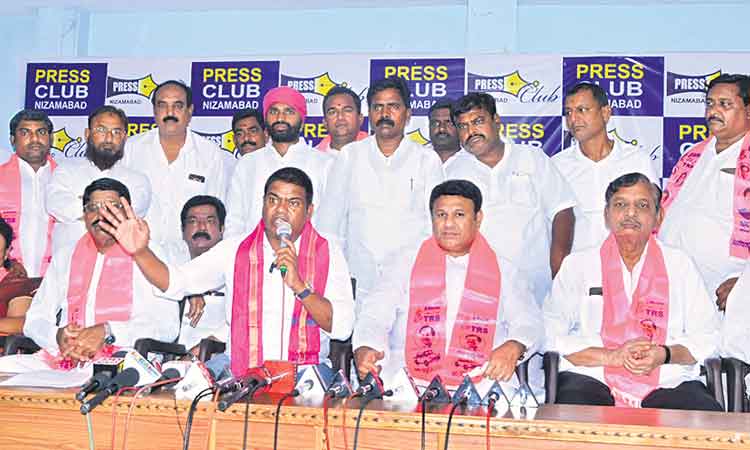 తెలంగాణ అంతటా కేసీఆర్‌ ఇజం