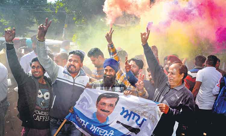 ఆమ్‌ ఆద్మీ పార్టీ (ఆప్‌) ఊడ్చి పారేసింది