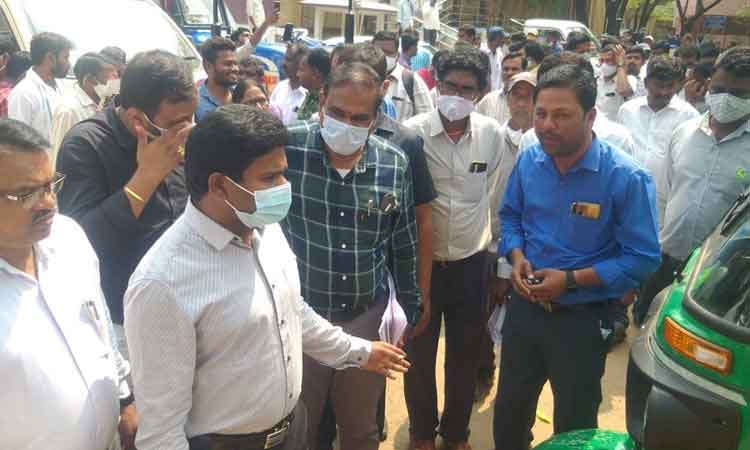 దళితులు ఆర్థికంగా ఎదగాలి