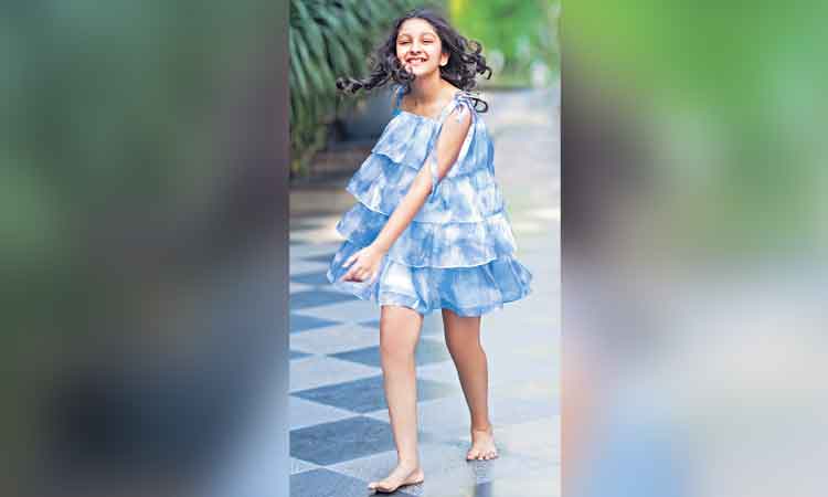 వెండి వెలుగుల సితార