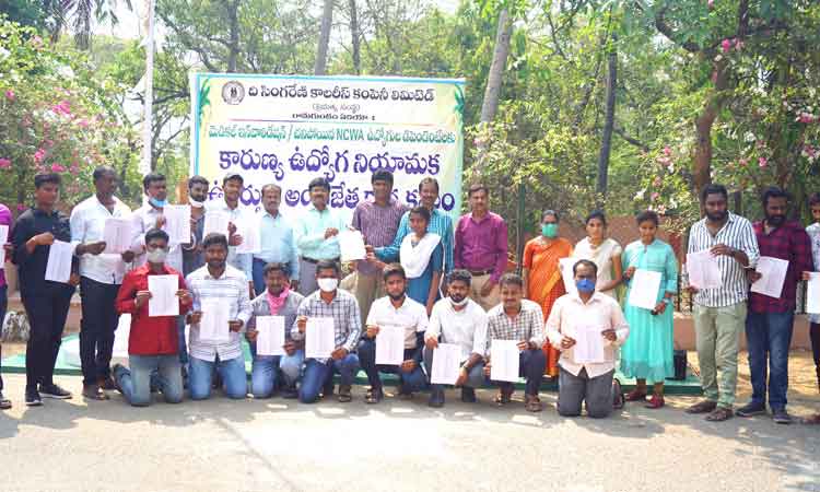 కారుణ్య కాంతులు