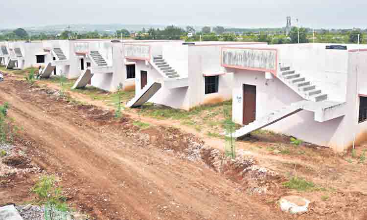 జాగ ఉంటే సొంతింటికి 3 లక్షలు