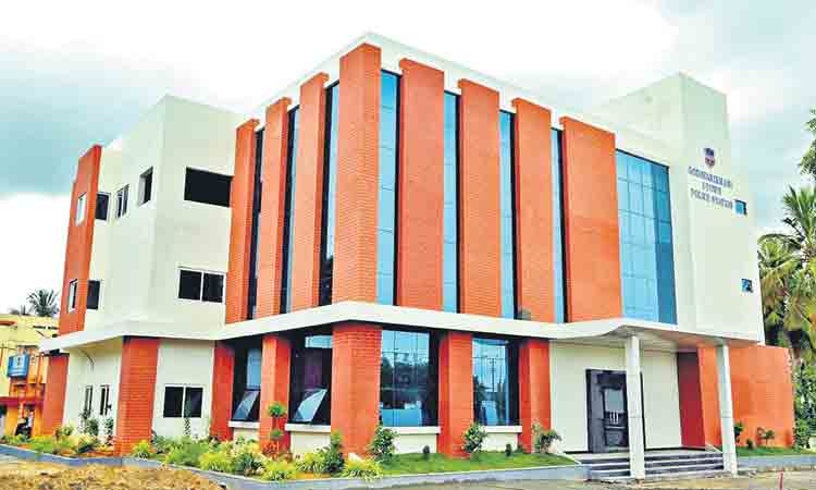 భళా.. రక్షకభట నిలయం!