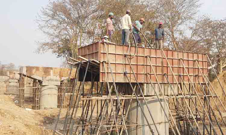 తీరనున్న కష్టాలు