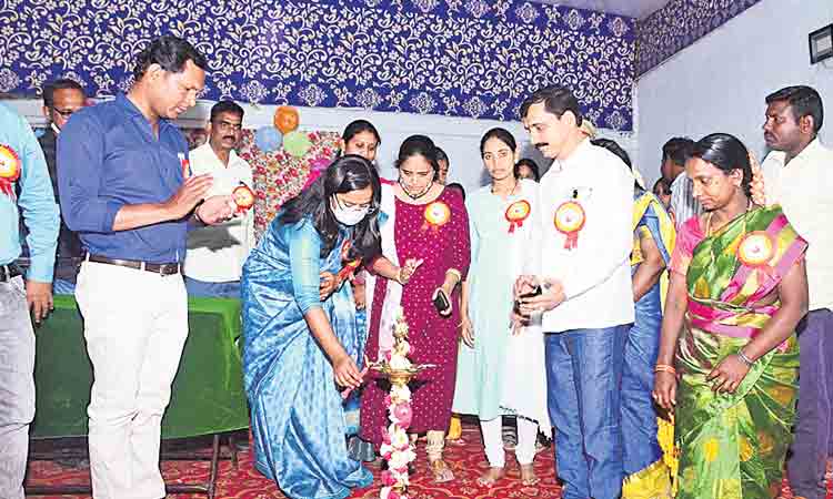 మహిళల సాధికారతే ప్రభుత్వ ధ్యేయం