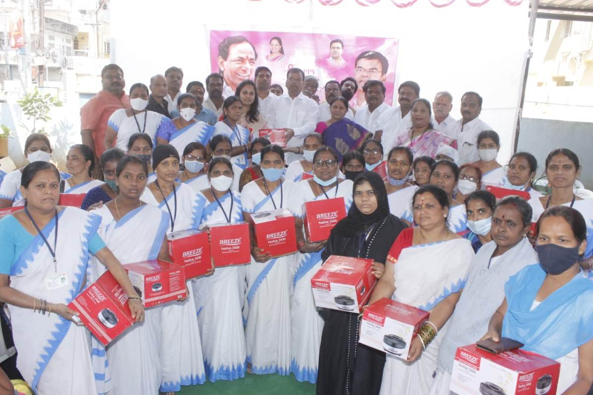 Asha workers services | ఆశా వర్కర్ల సేవలు వెలకట్టలేనివి : ఎమ్మెల్యే కాలేరు వెంకటేశ్‌