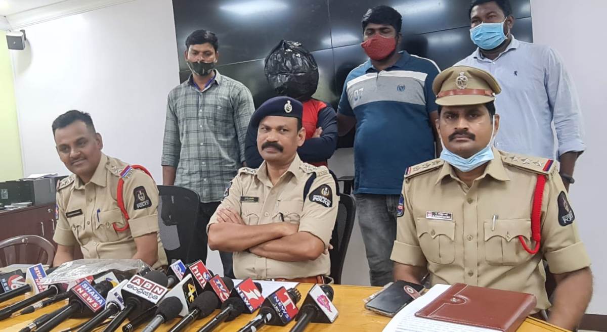 Arrested | గంజాయి విక్రేత అరెస్టు