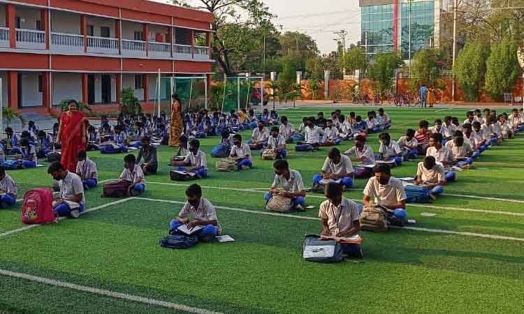 ‘పది’ పై ప్రత్యేక నజర్‌