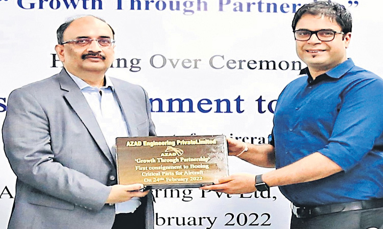 బోయింగ్‌కు ఆజాద్‌ కీలక విడిభాగాలు