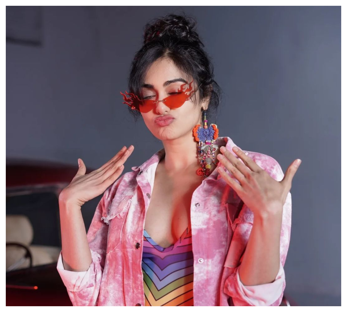 Adah Sharma | పొట్టి నిక్కరులో వయ్యారాలు ఒలికిస్తున్న అదా శర్మ..