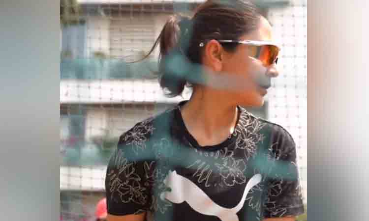 Anushka Sharma | విరాట్‌కోహ్లీని మ‌రిపిస్తుందా..? అనుష్క క్రికెట్ సెష‌న్ వీడియో వైర‌ల్
