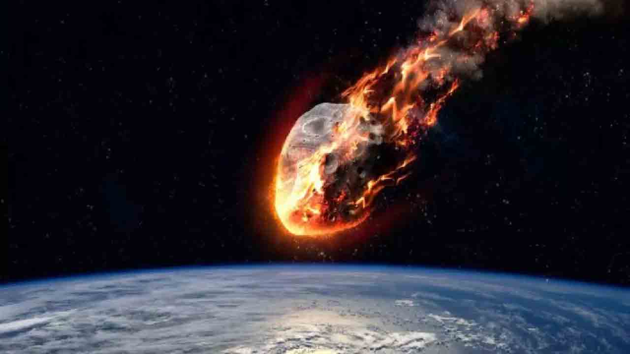 Asteroid | గంటకు 50 వేల కిలోమీటర్ల వేగంతో దూసుకొస్తున్న ఆస్టరాయిడ్!