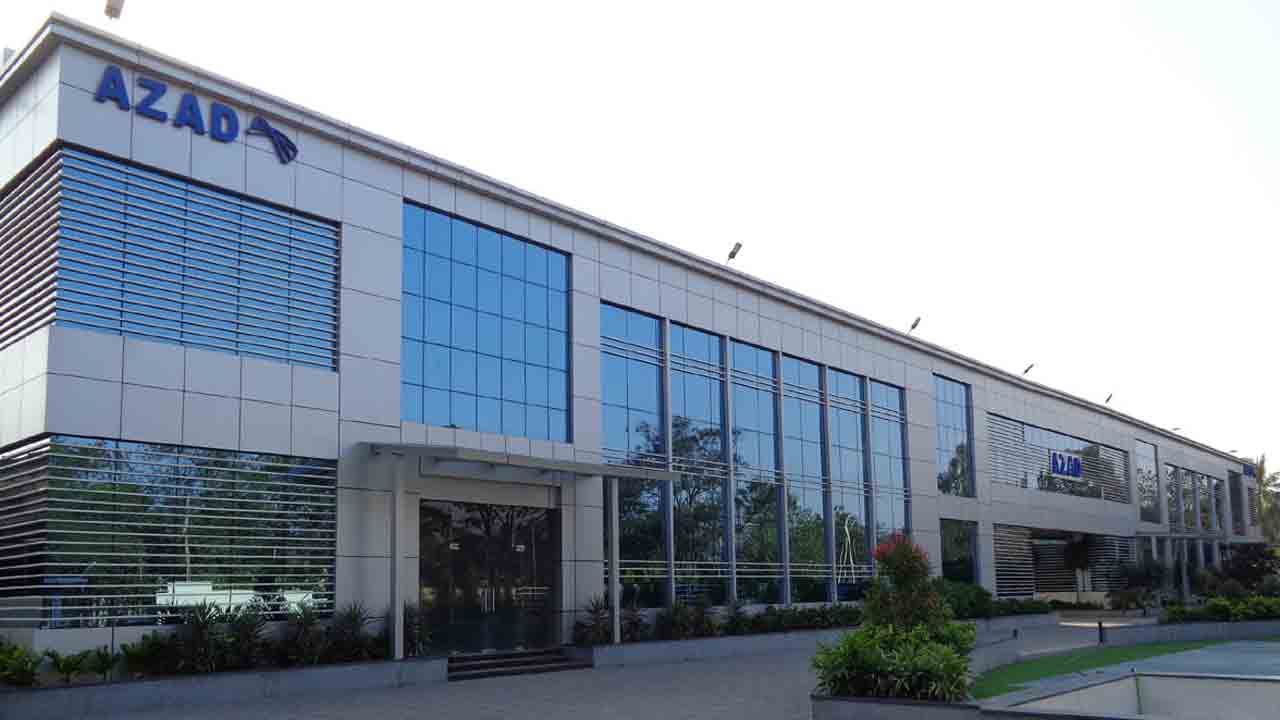 విమానాల విడి భాగాల‌ను బోయింగ్‌కు అందించిన ఆజాద్ ఇంజినీరింగ్ కంపెనీ