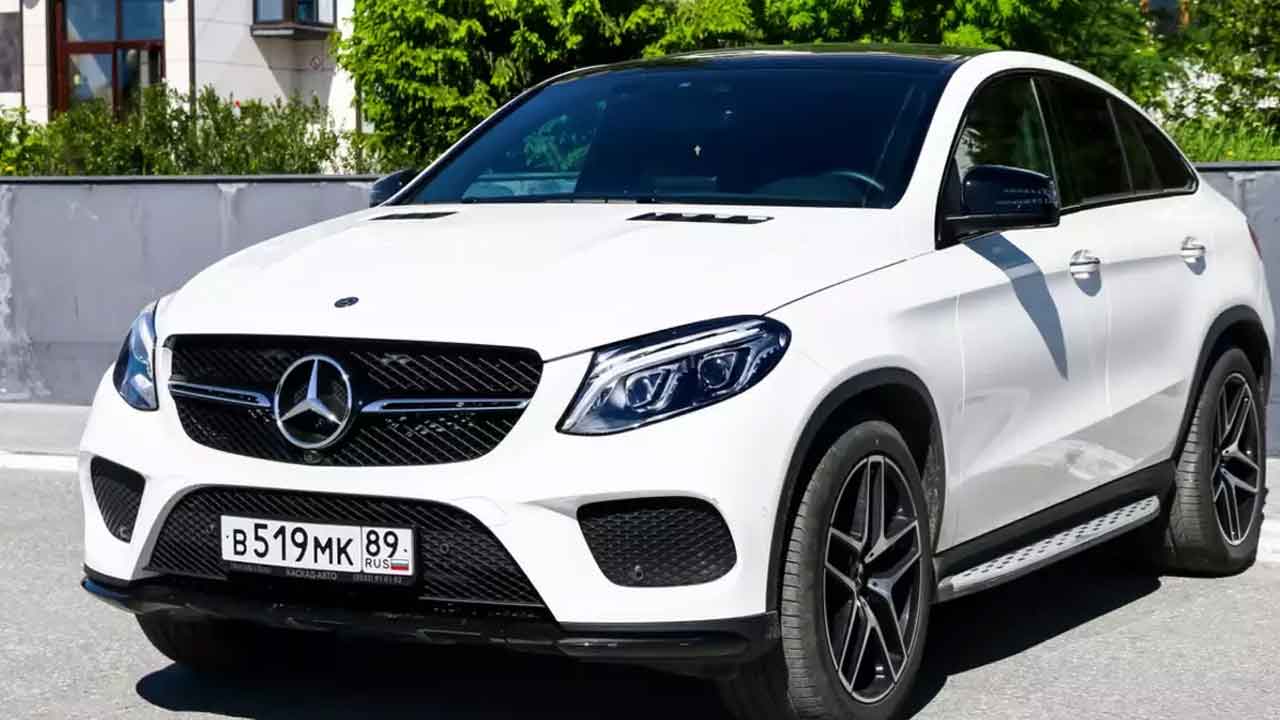 Benz Cars Costly | బెంజ్‌ కార్లు మరింత ప్రియం