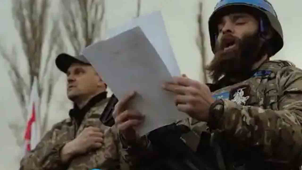 రష్యాను ఎదుర్కొనేందుకు… ఉక్రెయిన్‌ సైన్యంలో చేరిన బెలారసియన్‌ ఫైటర్లు