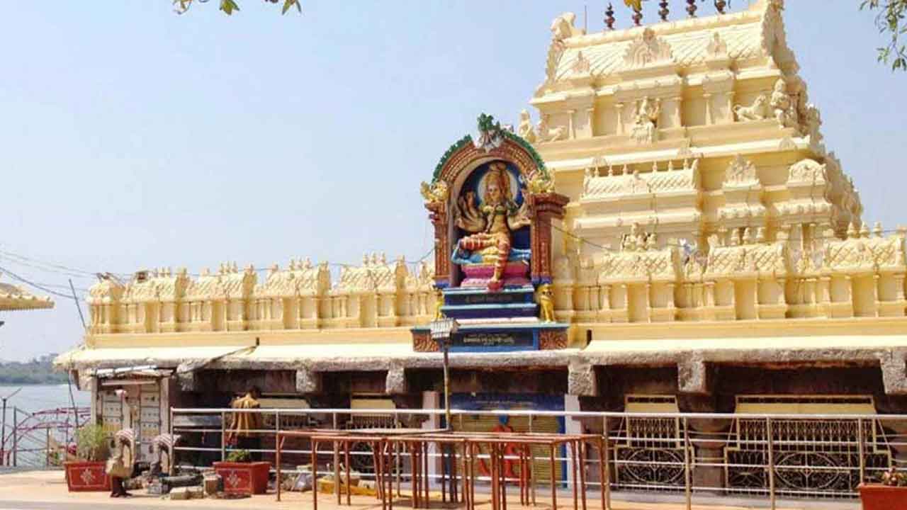 కనువిందుగొలిపే తెలంగాణ ఆలయాలు