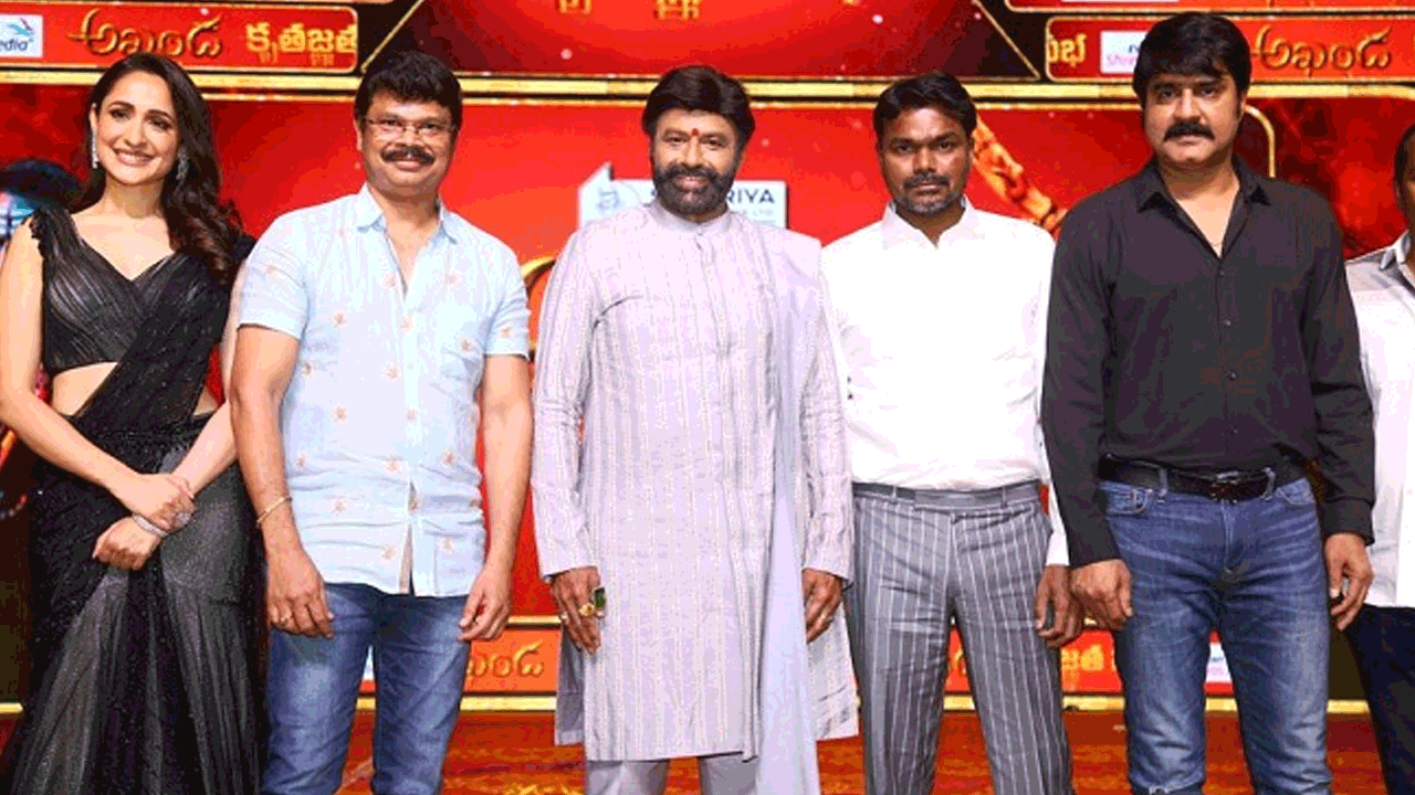 Boyapati Srinu | బాల‌కృష్ణ‌తో ప్ర‌తీ సినిమా ప్ర‌యోగ‌మే: బోయ‌పాటి